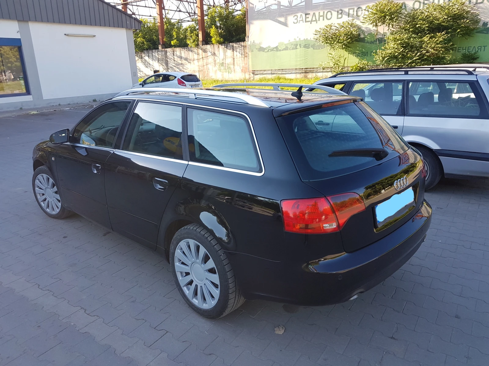 Audi A4, снимка 3 - Автомобили и джипове - 55196258