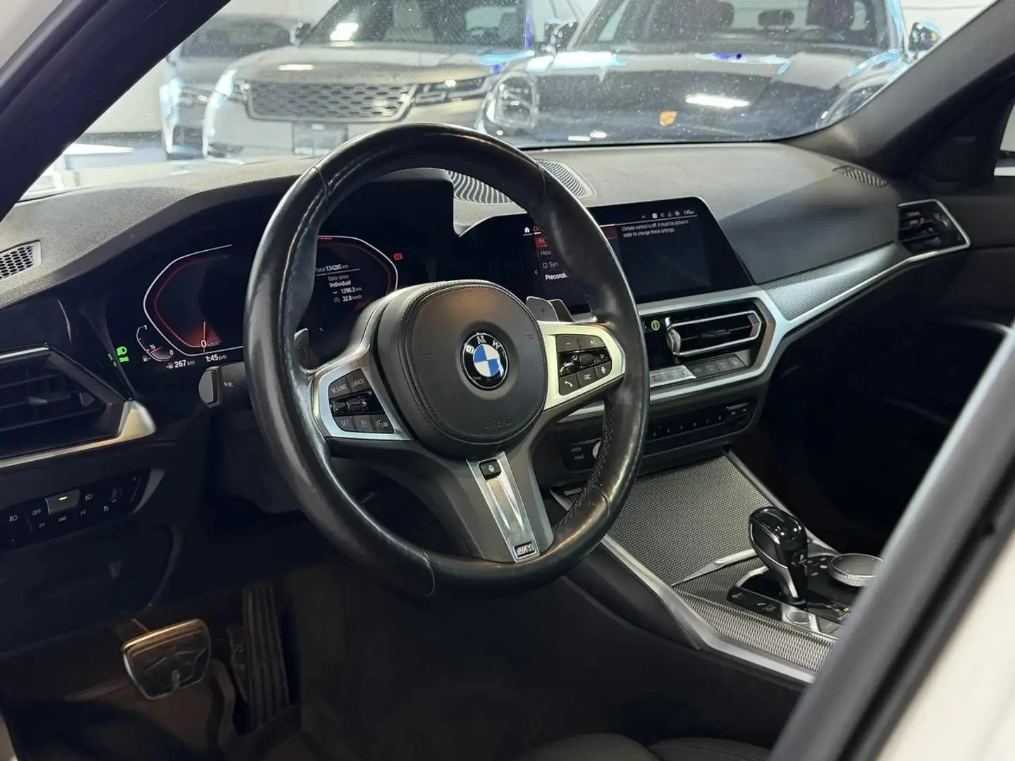 BMW 330 xDrive M Sport ЦЕНА ДО БЪЛГАРИЯ АВТОКРЕДИТ, снимка 6 - Автомобили и джипове - 55327346