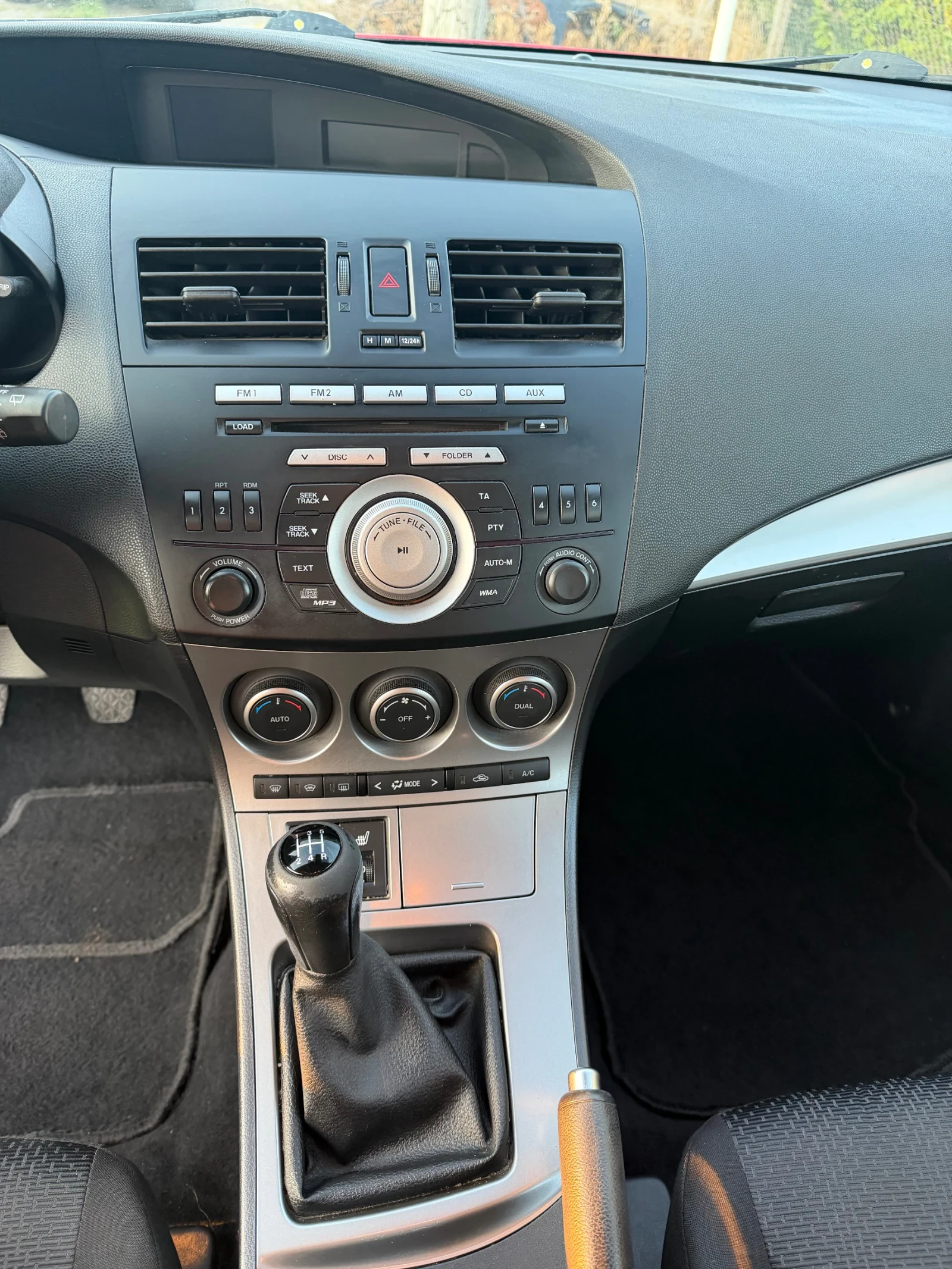 Mazda 3 1.6/FACELIFT, снимка 13 - Автомобили и джипове - 55733092