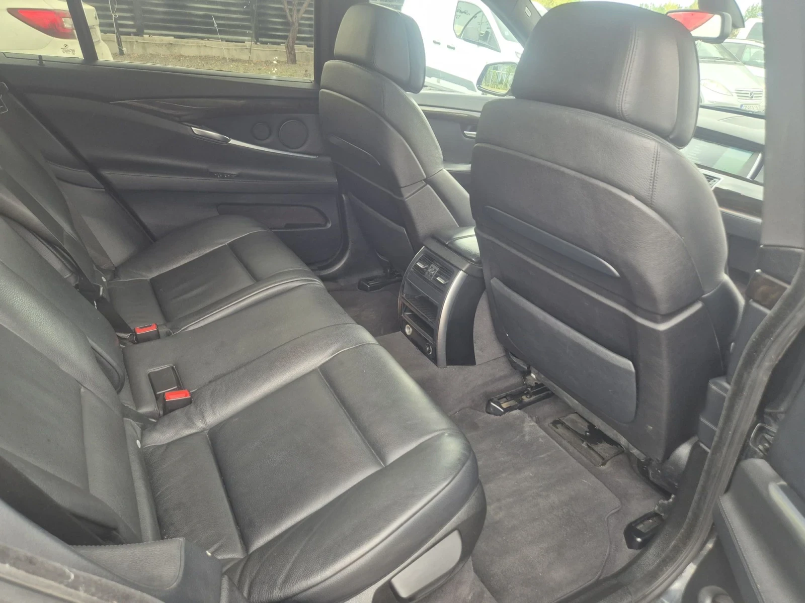 BMW 5 Gran Turismo 3.0D, 245k.s., снимка 9 - Автомобили и джипове - 56080654