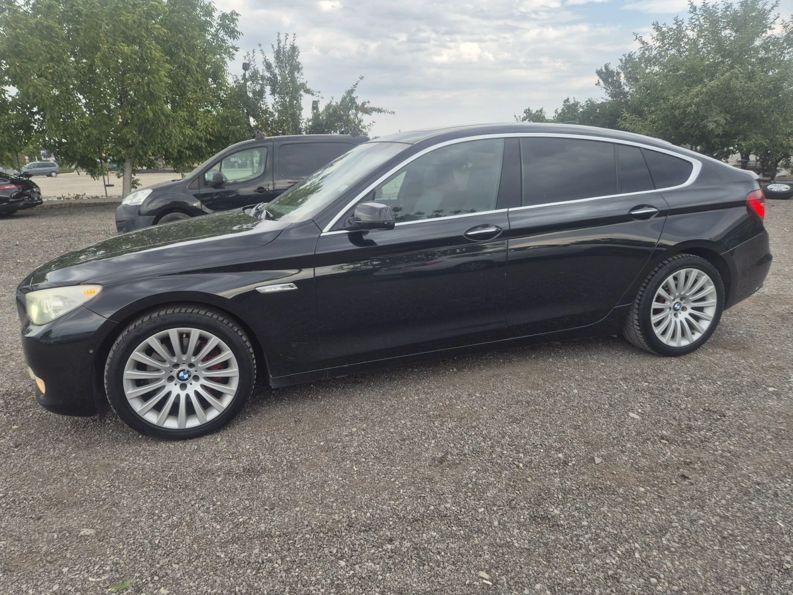 BMW 5 Gran Turismo 3.0D, 245k.s., снимка 3 - Автомобили и джипове - 56080654
