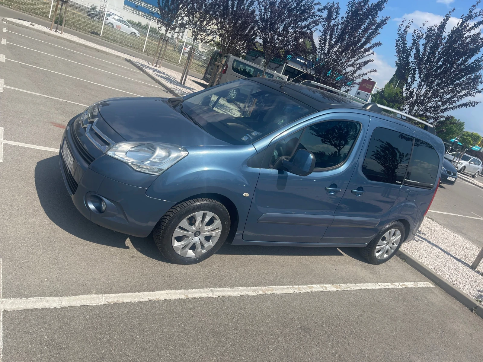 Citroen Berlingo 1.6 MULTISPACE, снимка 5 - Автомобили и джипове - 56340968