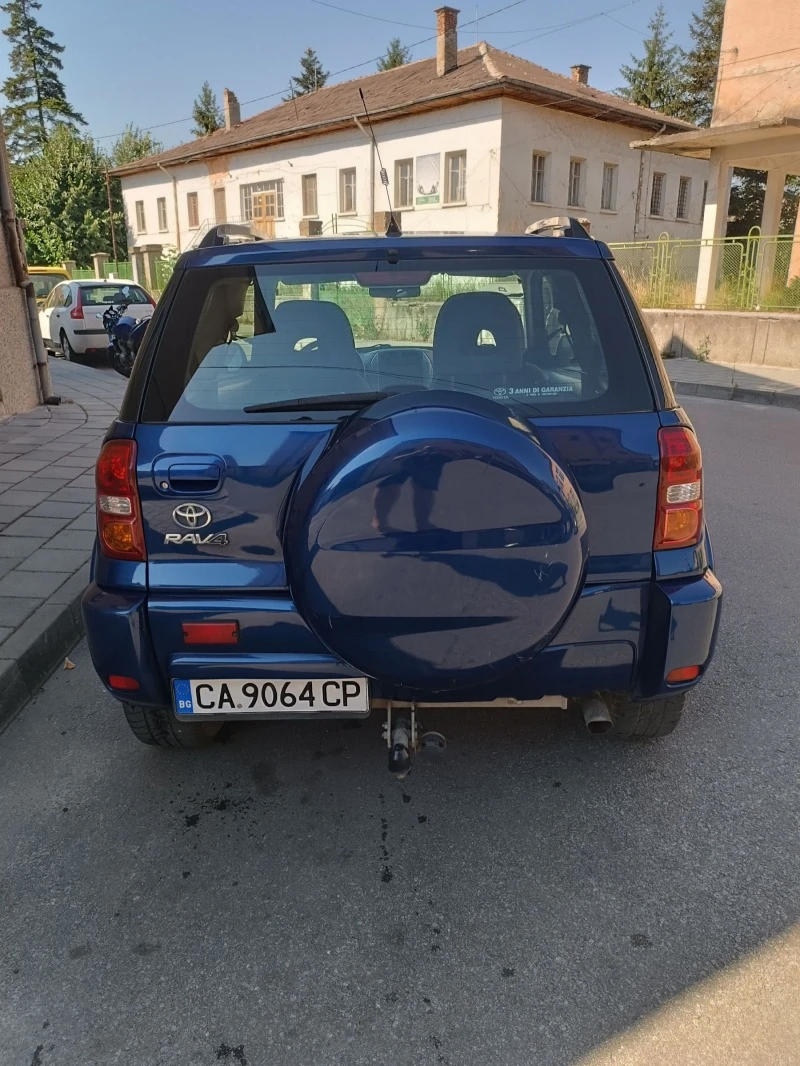 Toyota Rav4 3 врати , снимка 2 - Автомобили и джипове - 46943878