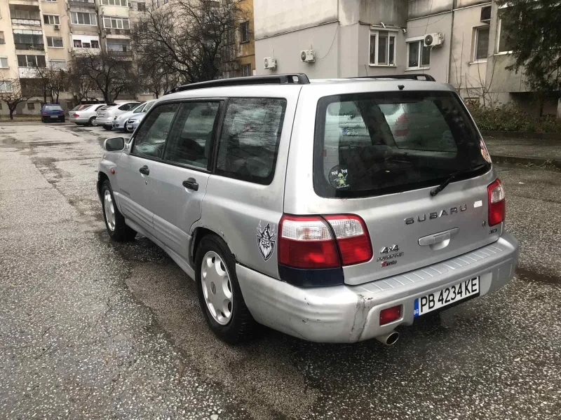 Subaru Forester 2.0 бензин турбо 4х4 автоматик регистриран, снимка 4 - Автомобили и джипове - 48063912