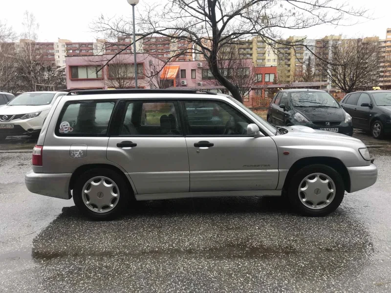 Subaru Forester 2.0 бензин турбо 4х4 автоматик регистриран, снимка 7 - Автомобили и джипове - 48063912