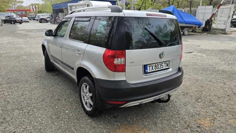 Skoda Yeti 2.0 Tdi, снимка 6 - Автомобили и джипове - 53114531
