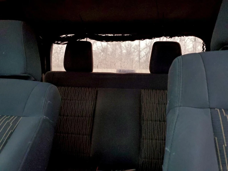 Jeep Wrangler, снимка 10 - Автомобили и джипове - 53153018