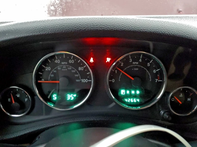 Jeep Wrangler, снимка 9 - Автомобили и джипове - 53153018