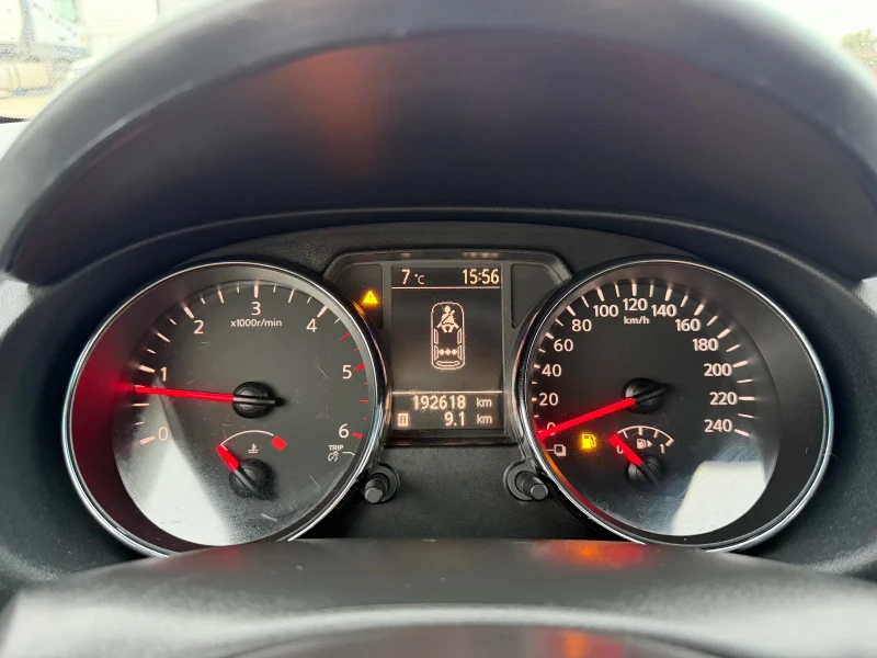 Nissan Qashqai 2.0DCI-150PS-4X4, снимка 13 - Автомобили и джипове - 53566439