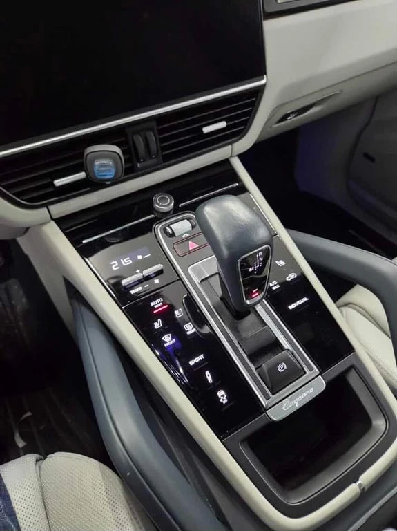 Porsche Cayenne * CARFAX * ПОДГРЕВИ * ОБДУХВАНЕ , снимка 8 - Автомобили и джипове - 53247480