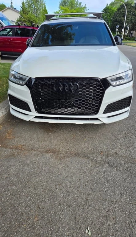 Audi Q3 * Technik * CARFAX /LED/NAVI/PANO/BOSE, снимка 2 - Автомобили и джипове - 53301940