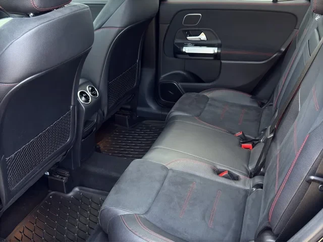Mercedes-Benz GLB 250 4MATIC #360cam# PANO !FULL!, снимка 14 - Автомобили и джипове - 54967576