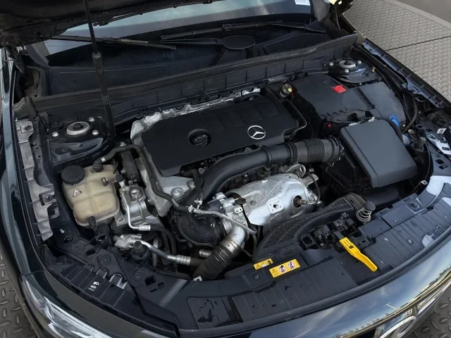 Mercedes-Benz GLB 250 4MATIC #360cam# PANO !FULL!, снимка 16 - Автомобили и джипове - 54967576