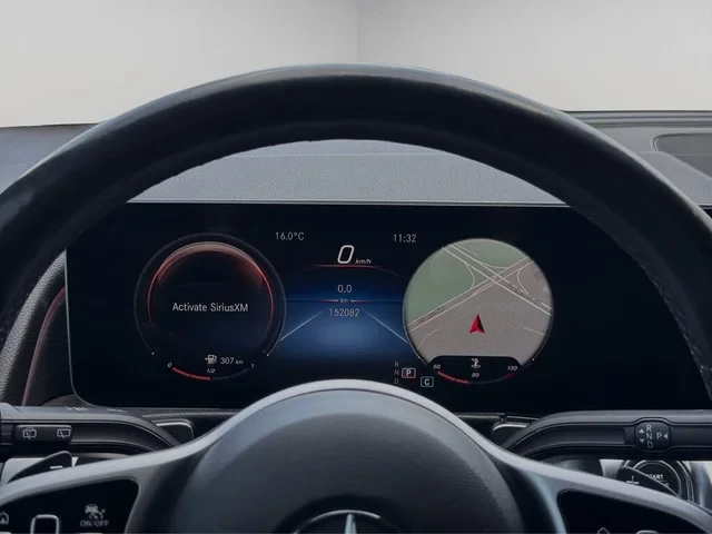 Mercedes-Benz GLB 250 4MATIC #360cam# PANO !FULL!, снимка 12 - Автомобили и джипове - 54967576