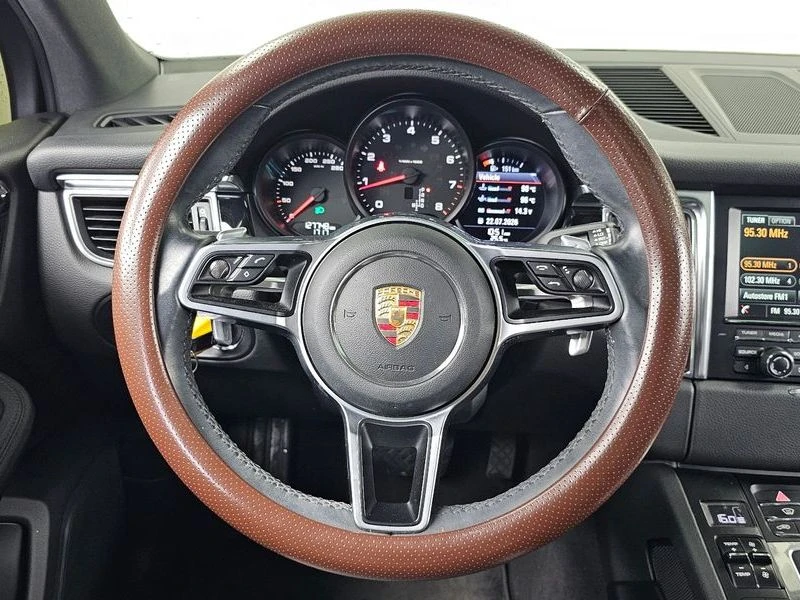 Porsche Macan 2.0| ПОДГРЕВ| КАМЕРА| ПАМЕТ, снимка 13 - Автомобили и джипове - 55740276