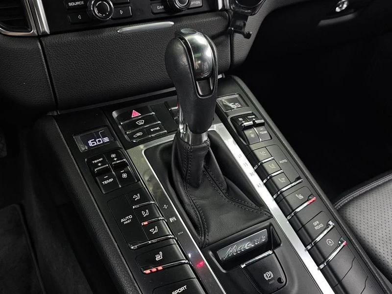 Porsche Macan 2.0| ПОДГРЕВ| КАМЕРА| ПАМЕТ, снимка 9 - Автомобили и джипове - 55740276