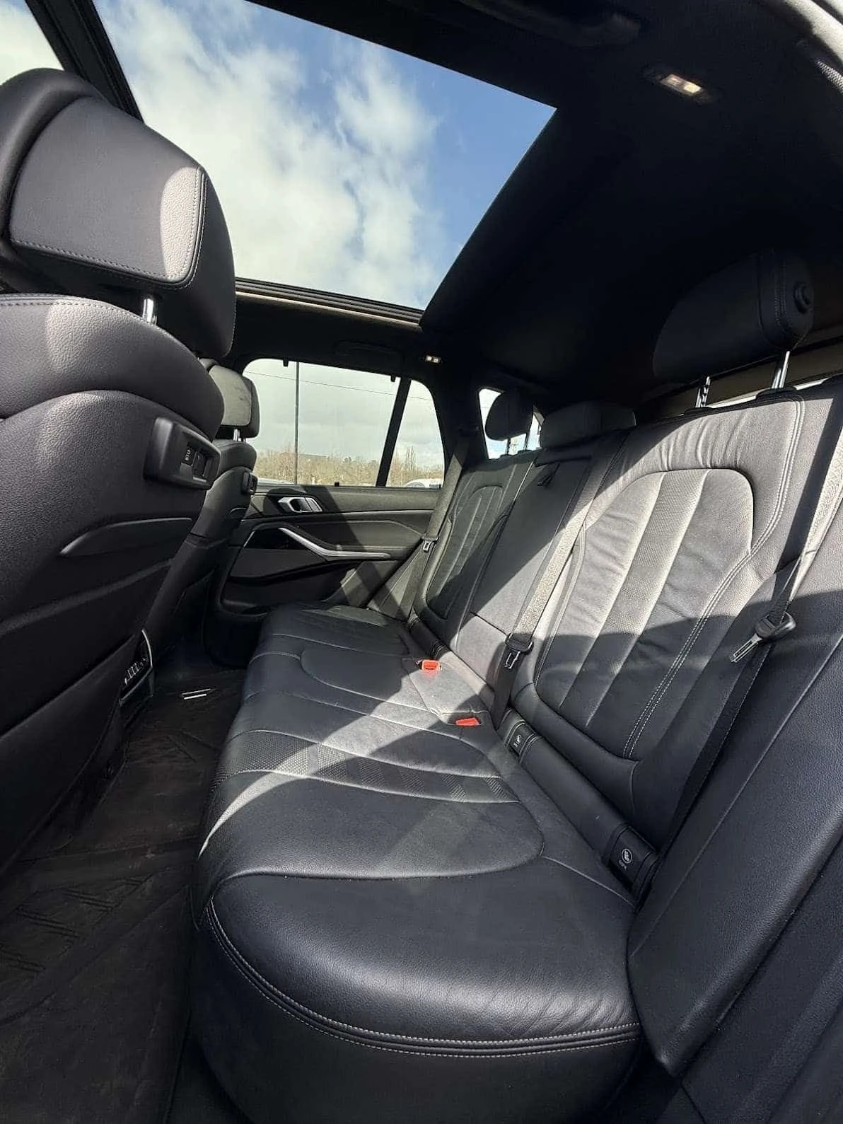 BMW X5 * xDrive40i * DISTRONIC* LASER* ФИКСИРАНА ЦЕНА* , снимка 12 - Автомобили и джипове - 54306753