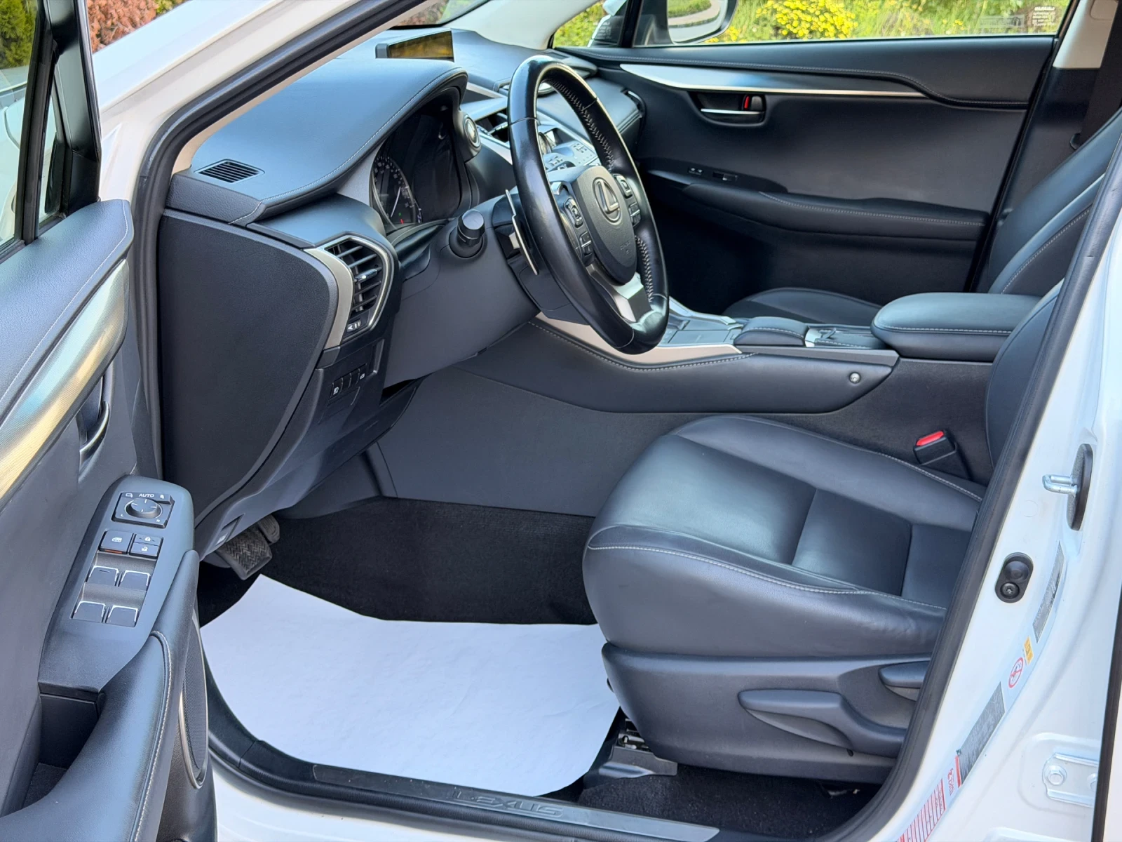 Lexus NX 300h FACE-2.5HYBRID-KEYLESS-НАВИ-КАМЕРА-ПОДГРЕВ-144Х.КМ, снимка 9 - Автомобили и джипове - 54703510