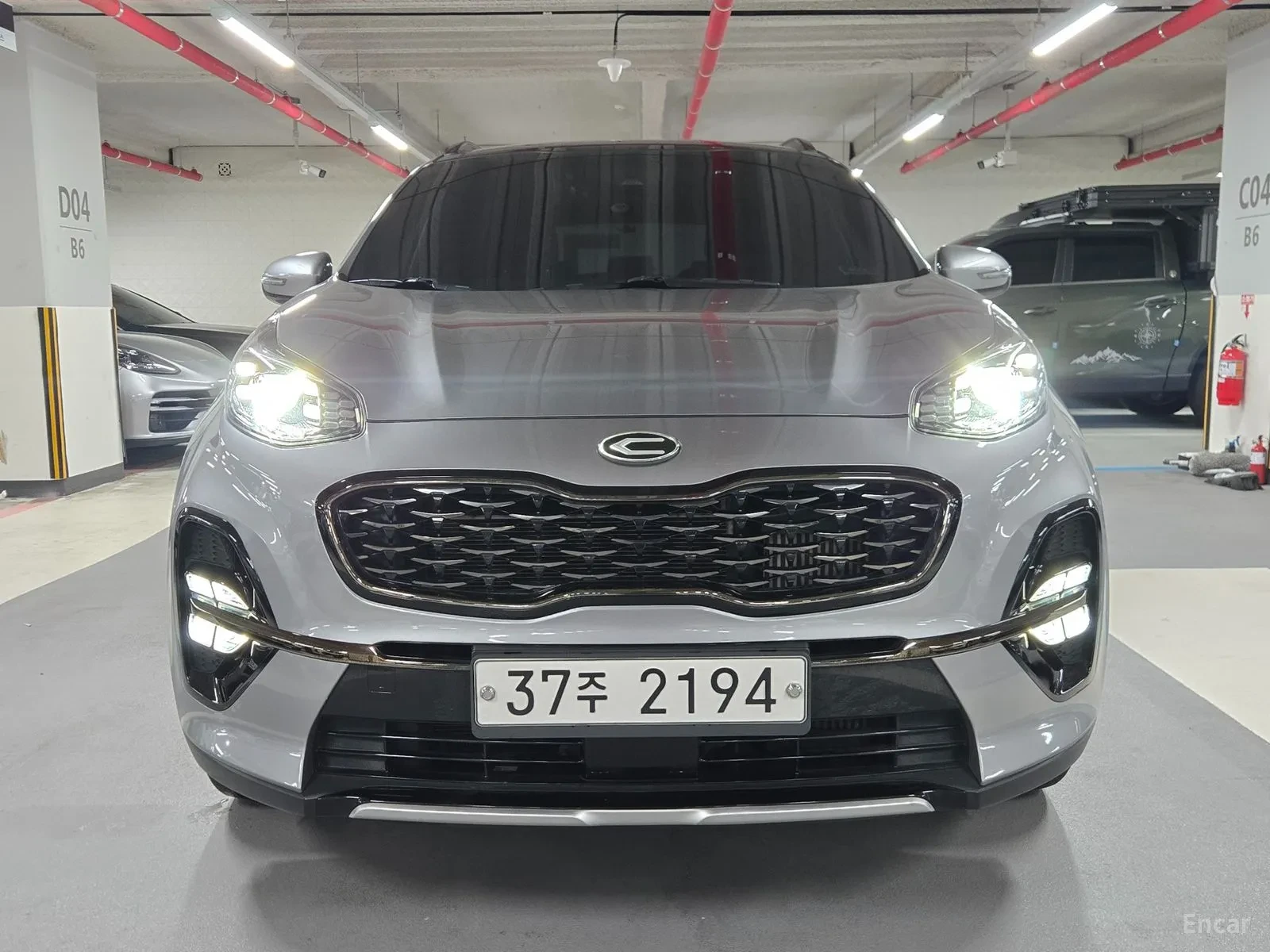 Kia Sportage 2.0D 4WD\Подгреви\Камера, снимка 2 - Автомобили и джипове - 55584515
