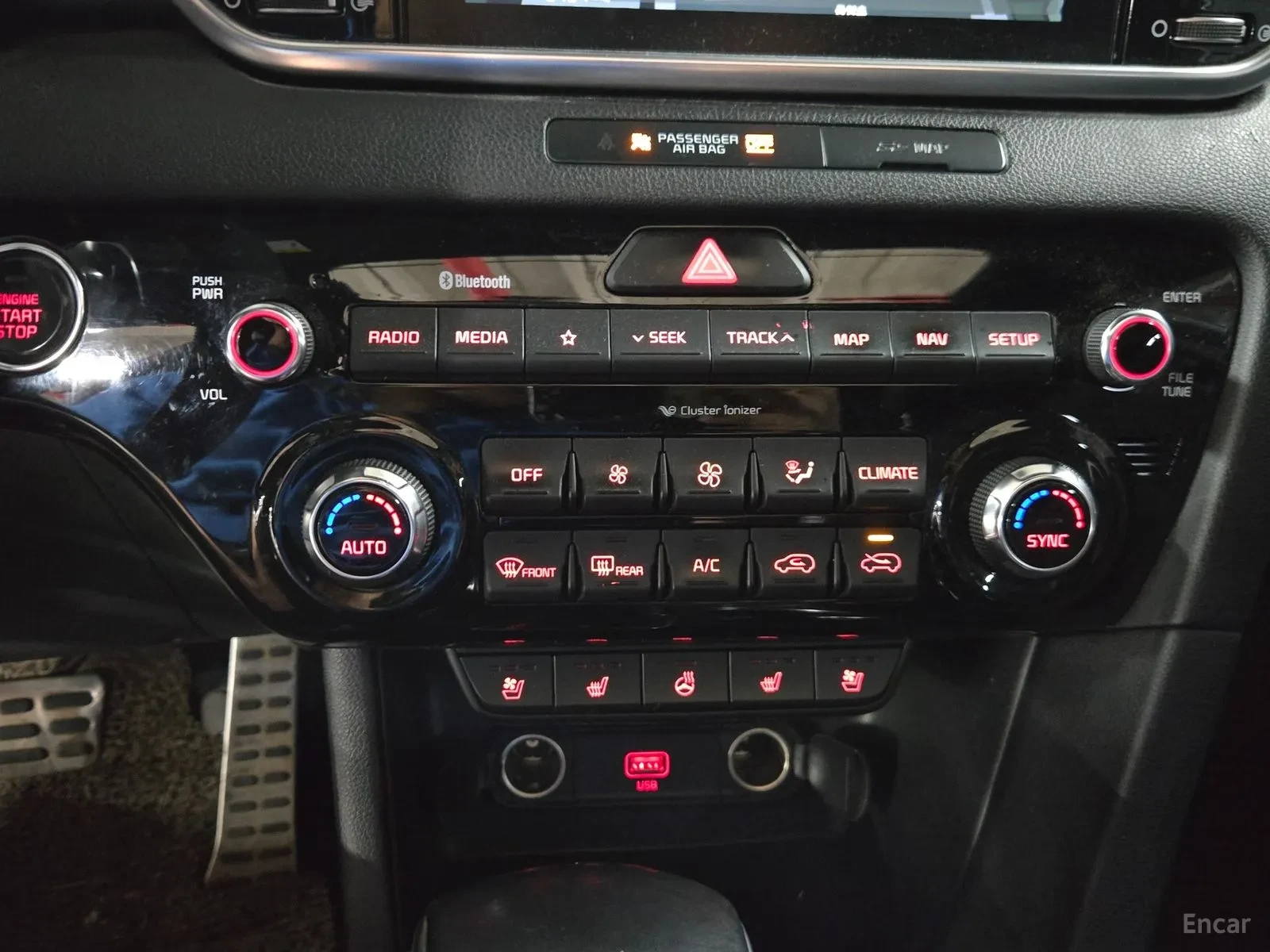 Kia Sportage 2.0D 4WD\Подгреви\Камера, снимка 13 - Автомобили и джипове - 55584515