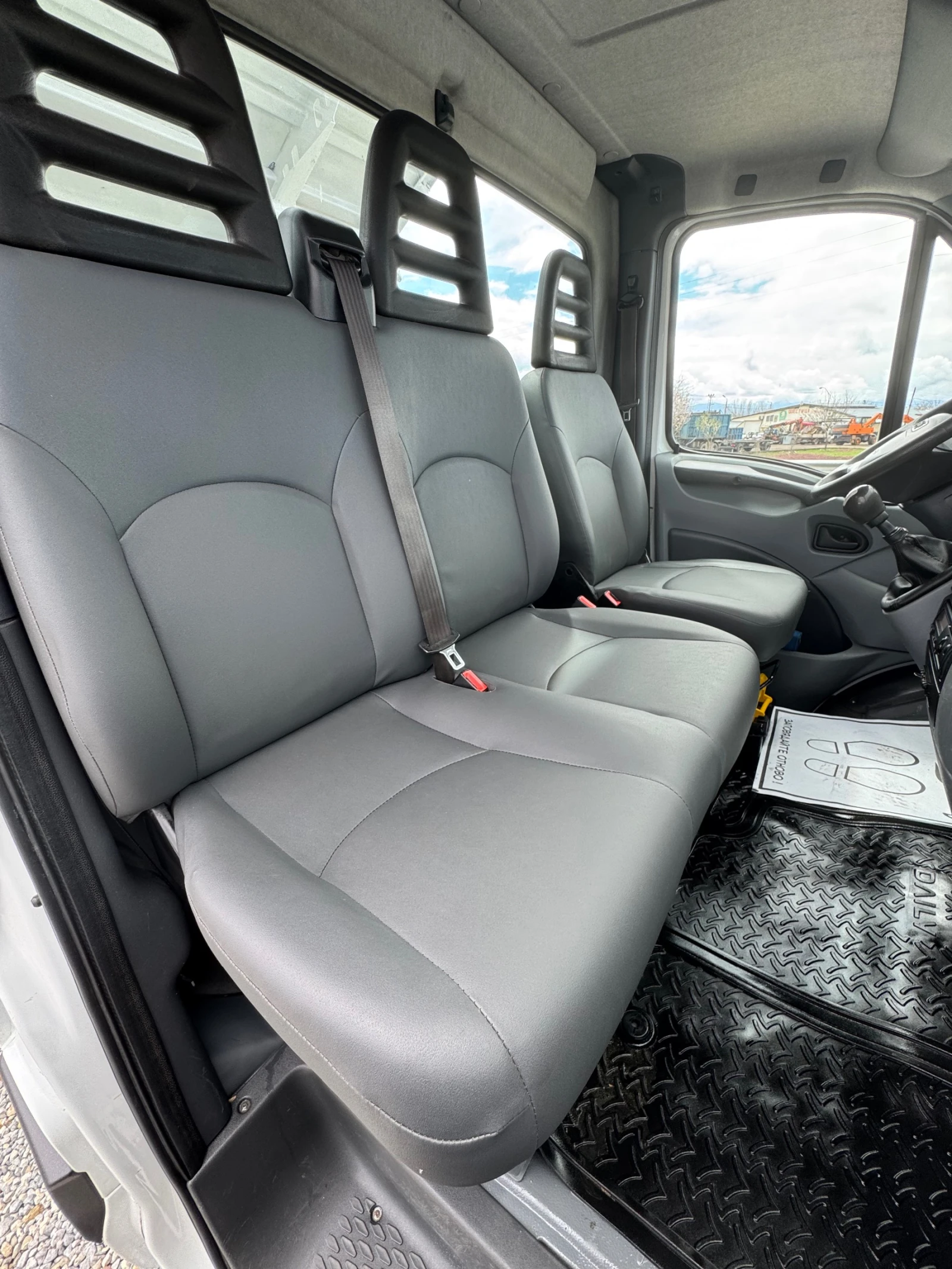 Iveco Daily 65/35c18* 3.5Т* Б-Категория* Тристранен* Хид-Помпа, снимка 12 - Бусове и автобуси - 54080215