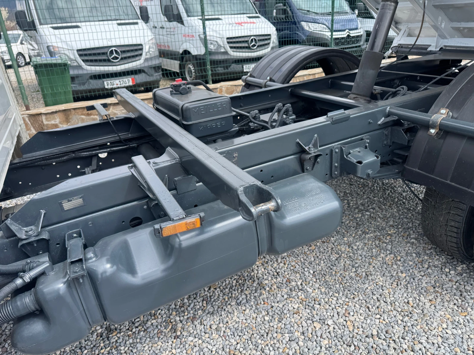 Iveco Daily 65/35c18* 3.5Т* Б-Категория* Тристранен* Хид-Помпа, снимка 7 - Бусове и автобуси - 54080215