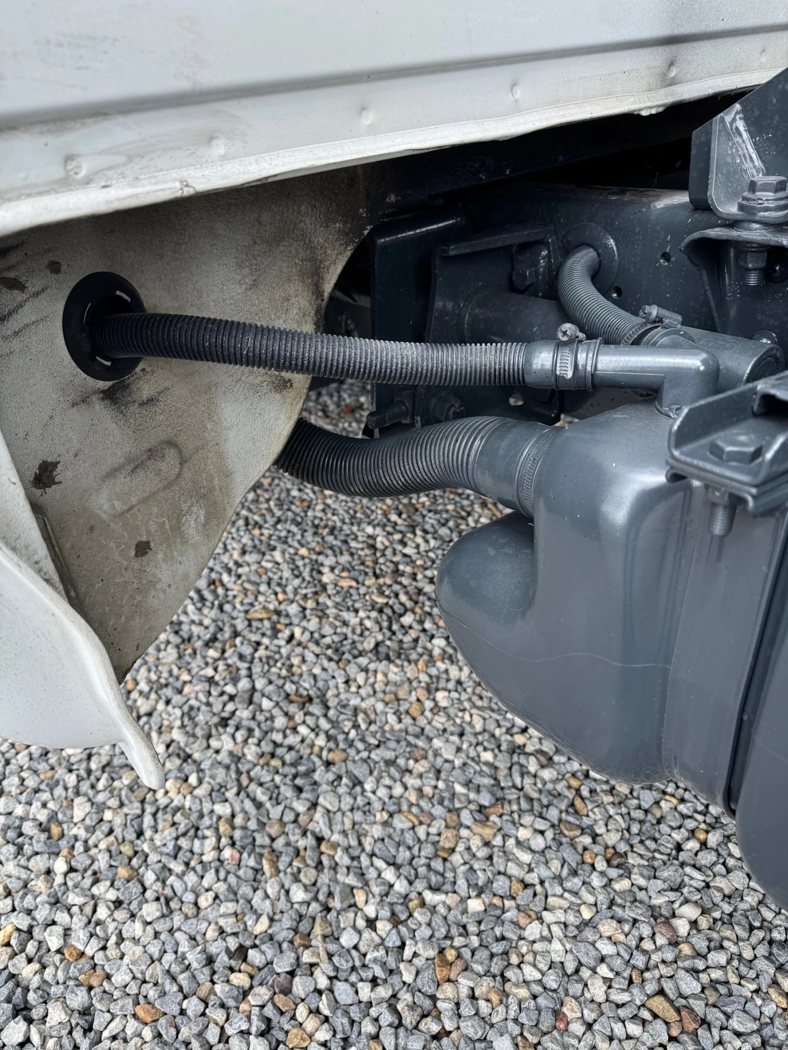 Iveco Daily 65/35c18* 3.5Т* Б-Категория* Тристранен* Хид-Помпа, снимка 11 - Бусове и автобуси - 54080215