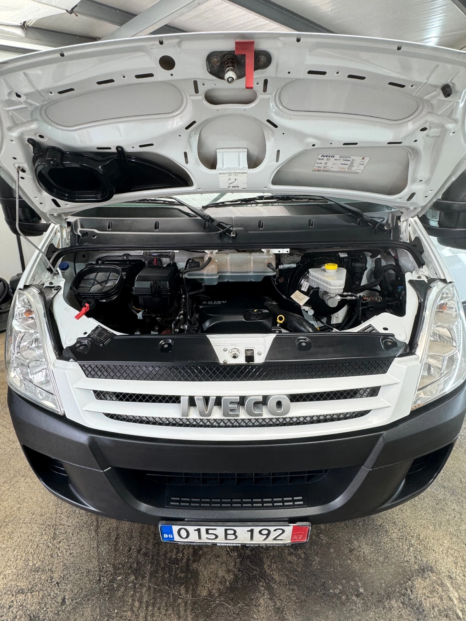 Iveco Daily 65/35c18* 3.5Т* Б-Категория* Тристранен* Хид-Помпа, снимка 16 - Бусове и автобуси - 54080215