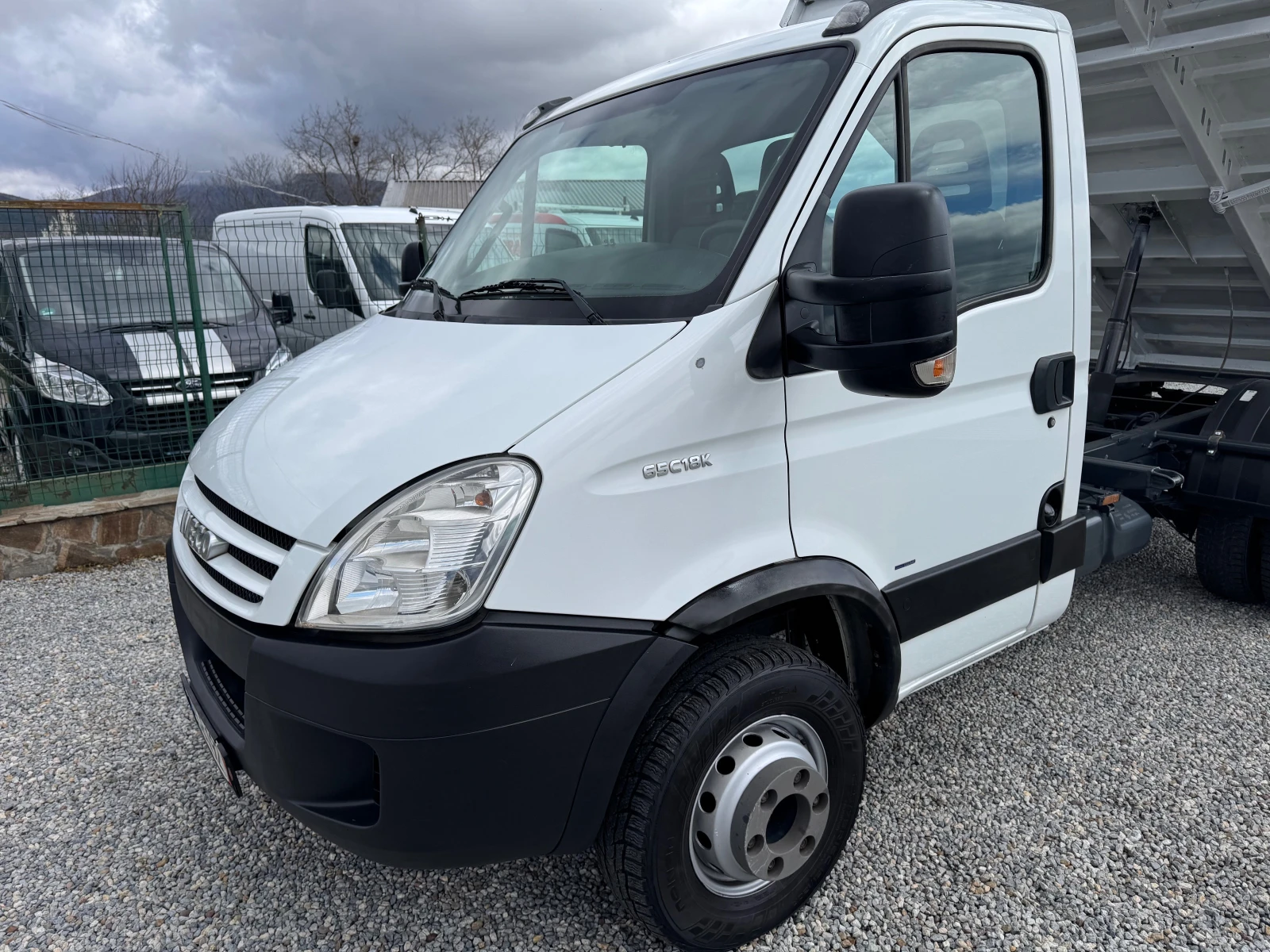 Iveco Daily 65/35c18* 3.5Т* Б-Категория* Тристранен* Хид-Помпа, снимка 15 - Бусове и автобуси - 54080215
