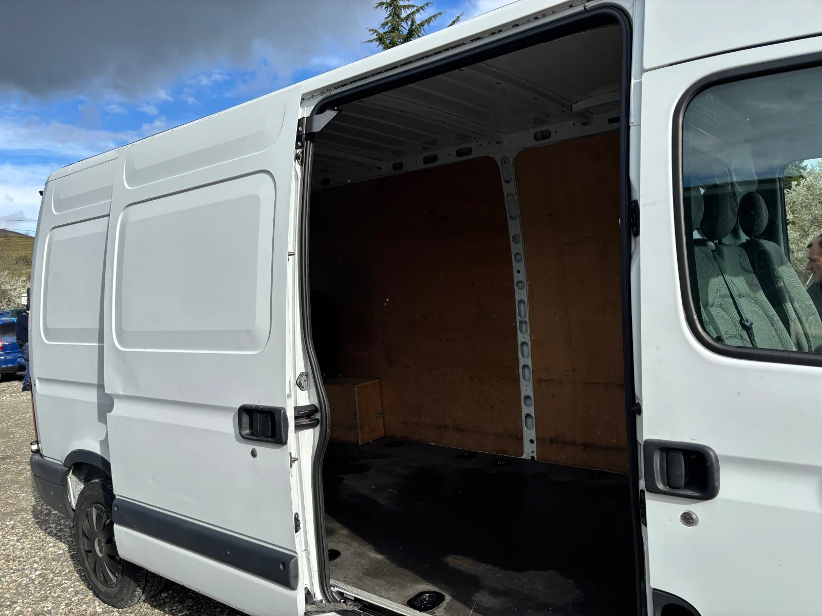Renault Master 2.5DCI 120КС МAXI 181000КМ, снимка 11 - Бусове и автобуси - 54081806