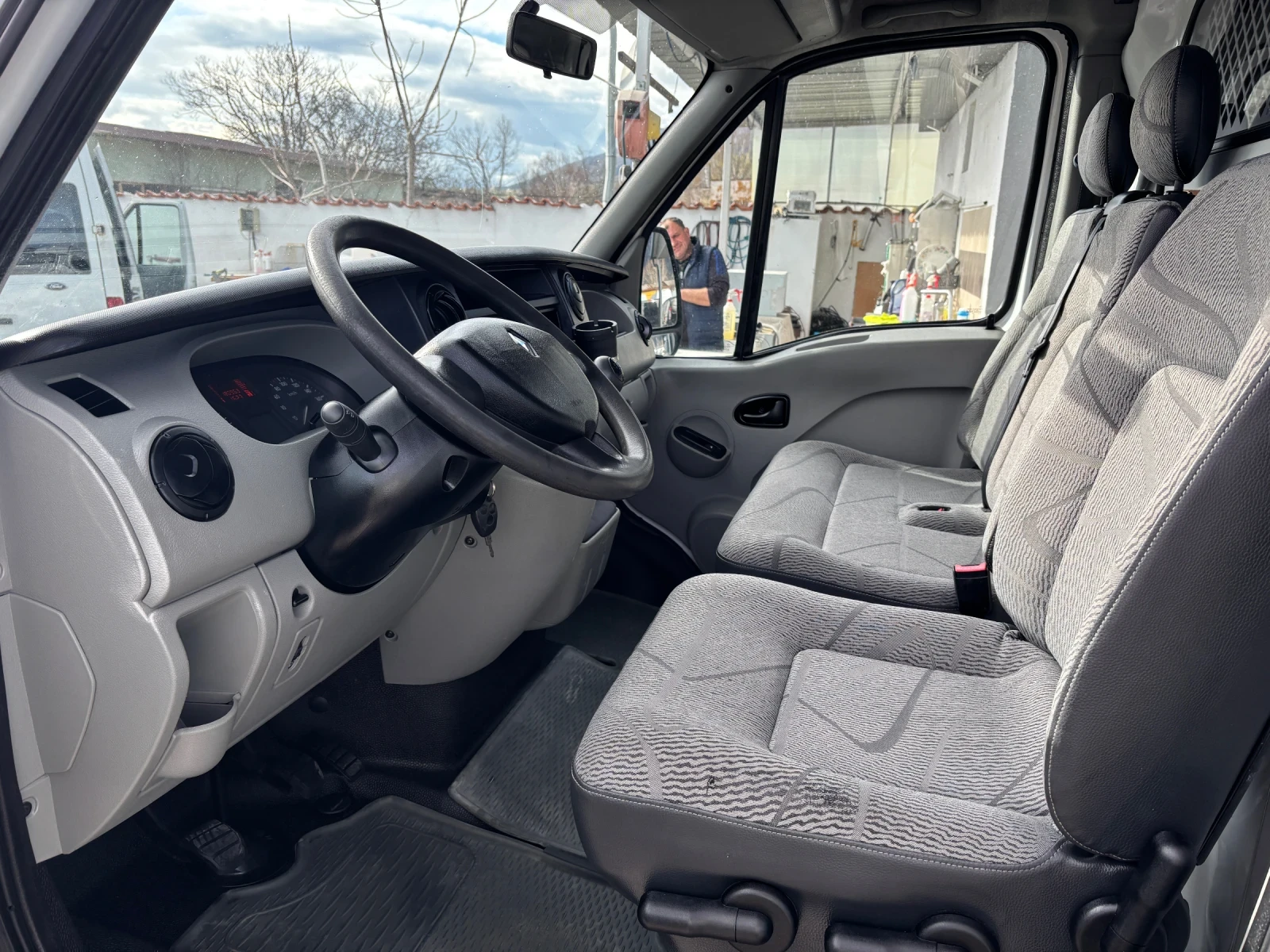 Renault Master 2.5DCI 120КС МAXI 181000КМ, снимка 7 - Бусове и автобуси - 54081806