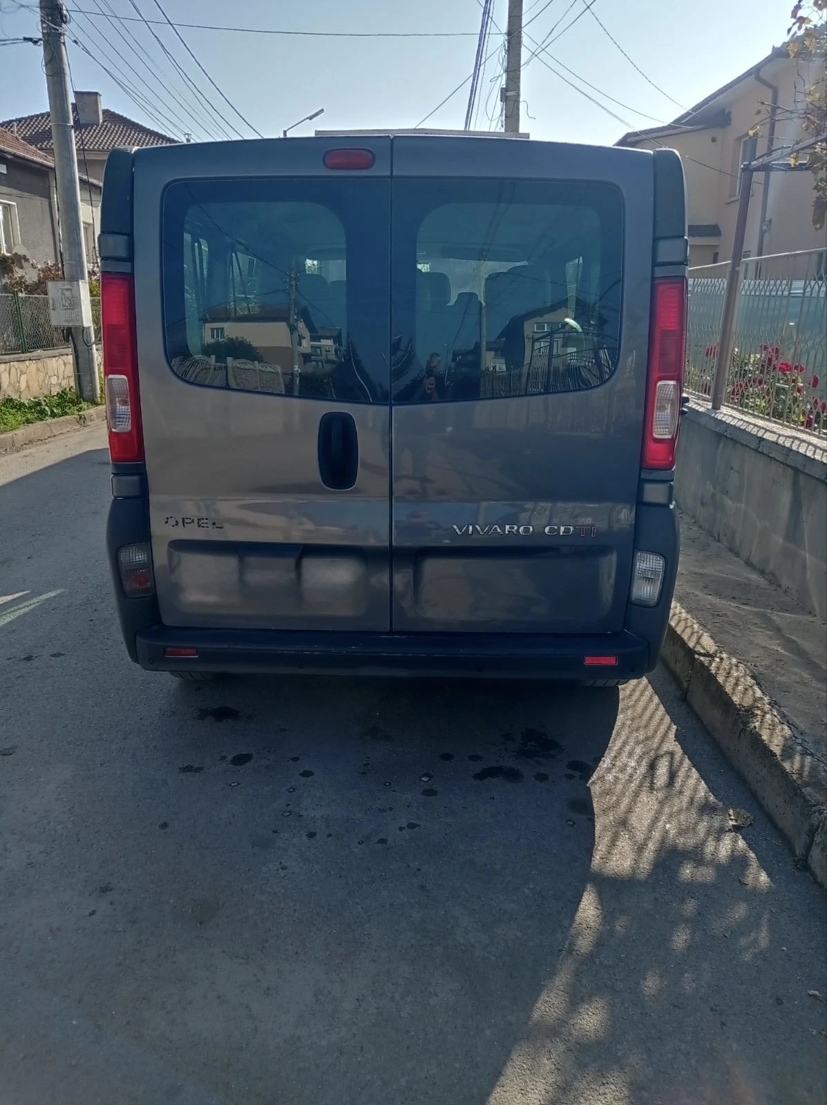 Opel Vivaro, снимка 5 - Бусове и автобуси - 54282782