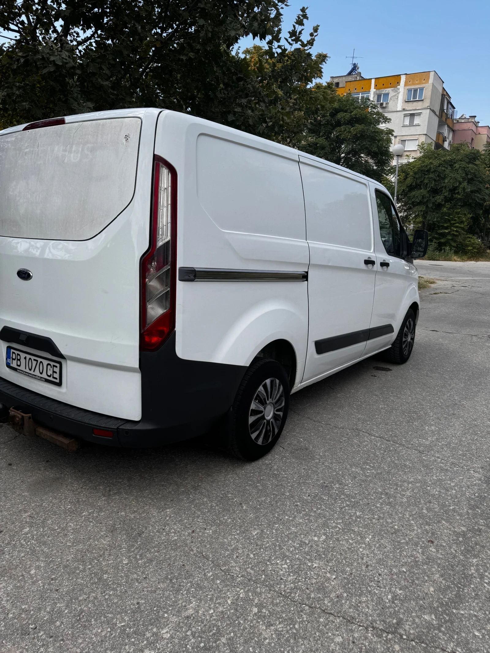 Ford Transit Custom 2.2, снимка 4 - Бусове и автобуси - 55883375