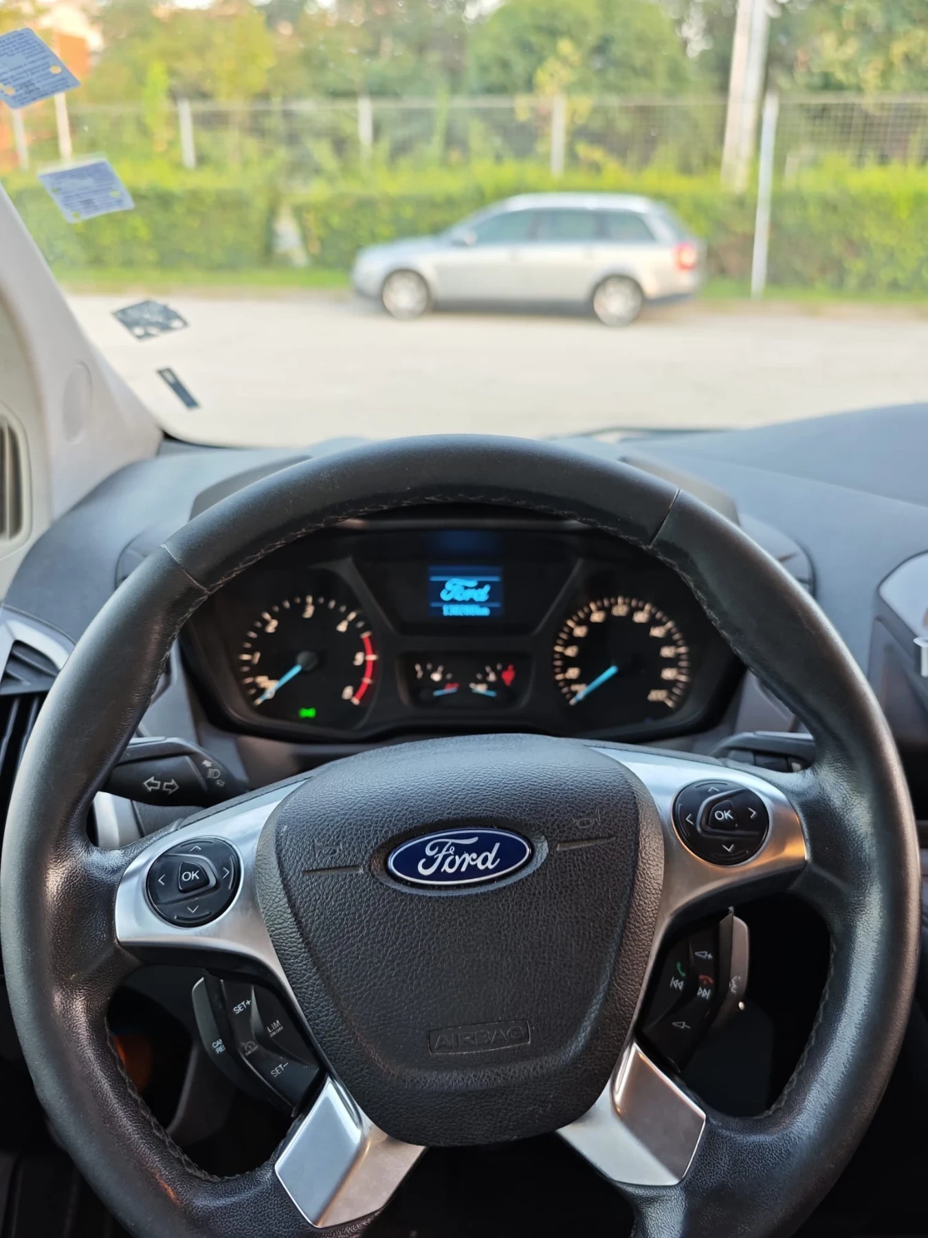 Ford Transit Custom 2.2, снимка 7 - Бусове и автобуси - 55883375