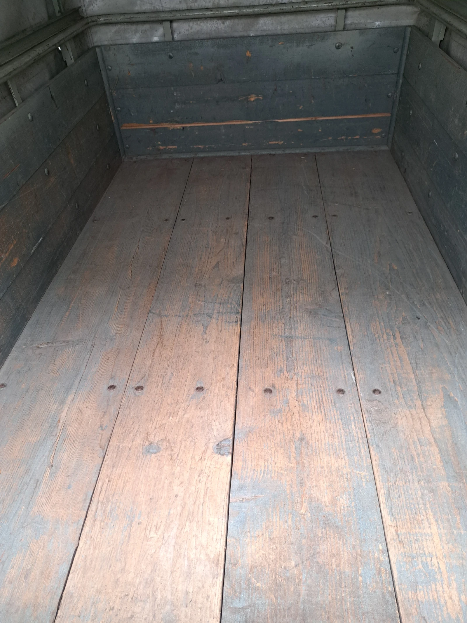   Hofman | Mobile.bg   10