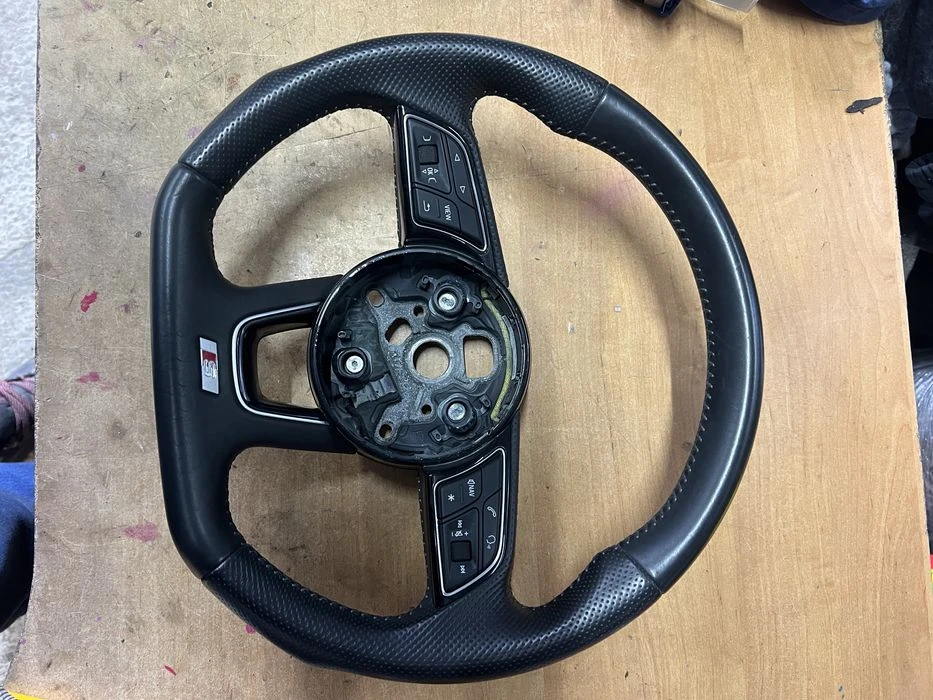 S-line ����� ����� �� Audi Q2 A3 A4 S4 A5 S5 ��� 8w0419091 Dg � 108 | Mobile.bg � ����������� 1