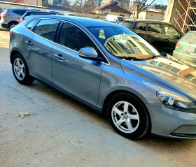 Volvo V40 2.0 TDI  D2 120 кс (регистрирана), снимка 1