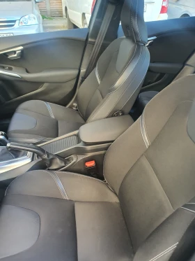 Volvo V40 2.0 TDI  D2, снимка 16