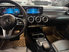 Mercedes-Benz CLA 250 4 MATIC * CARFAX * ПАНО * KEYLESS * AMBIENT  , снимка 9
