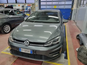 VW Golf 2.0TDI DSG R-LINE FACELIFT, снимка 2