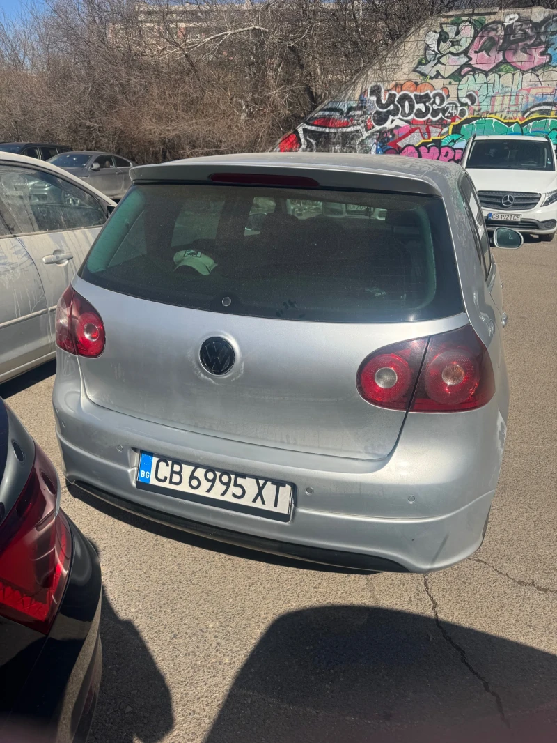 VW Golf 5 1.9TDI, снимка 4 - Автомобили и джипове - 49472536