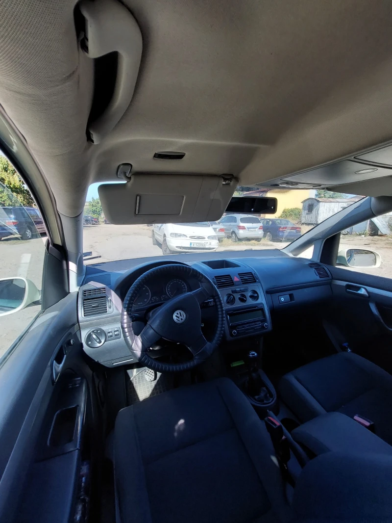 VW Touran 1.9тtdi, снимка 6 - Автомобили и джипове - 52571437