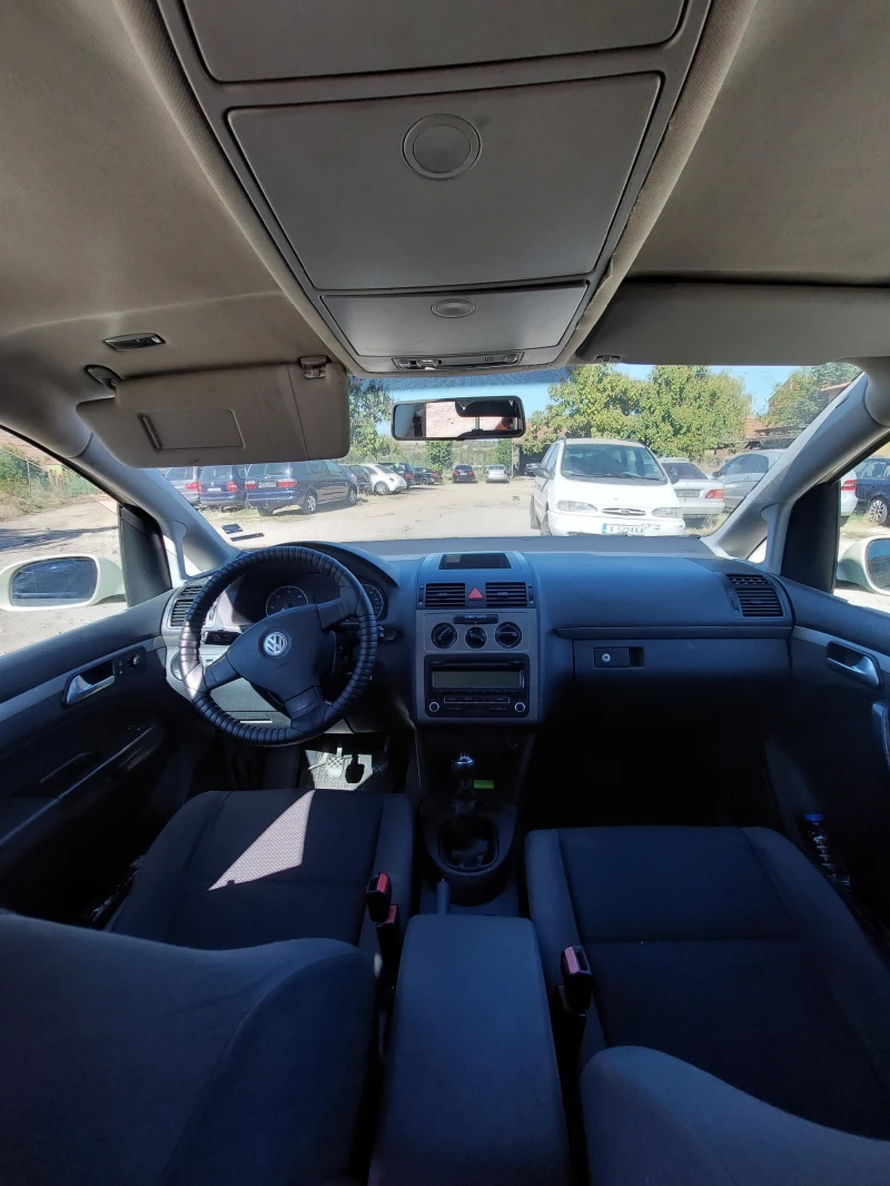 VW Touran 1.9тtdi, снимка 5 - Автомобили и джипове - 52571437