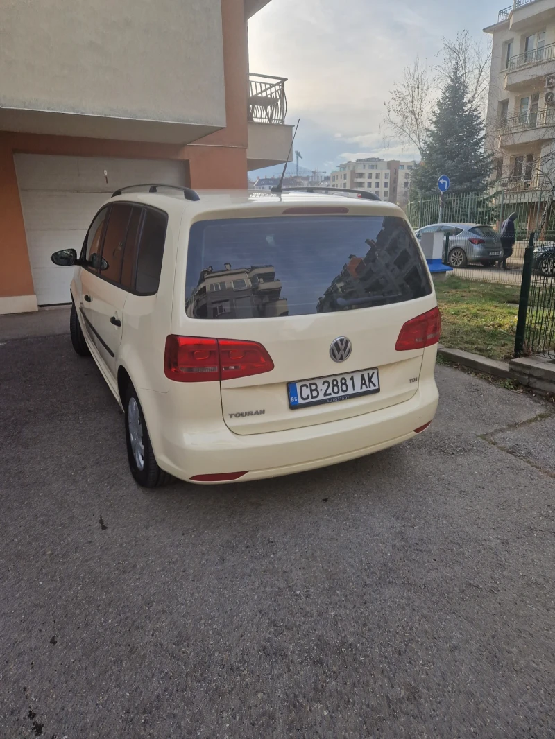 VW Touran 1, 6 tdi, снимка 4 - Автомобили и джипове - 52555568