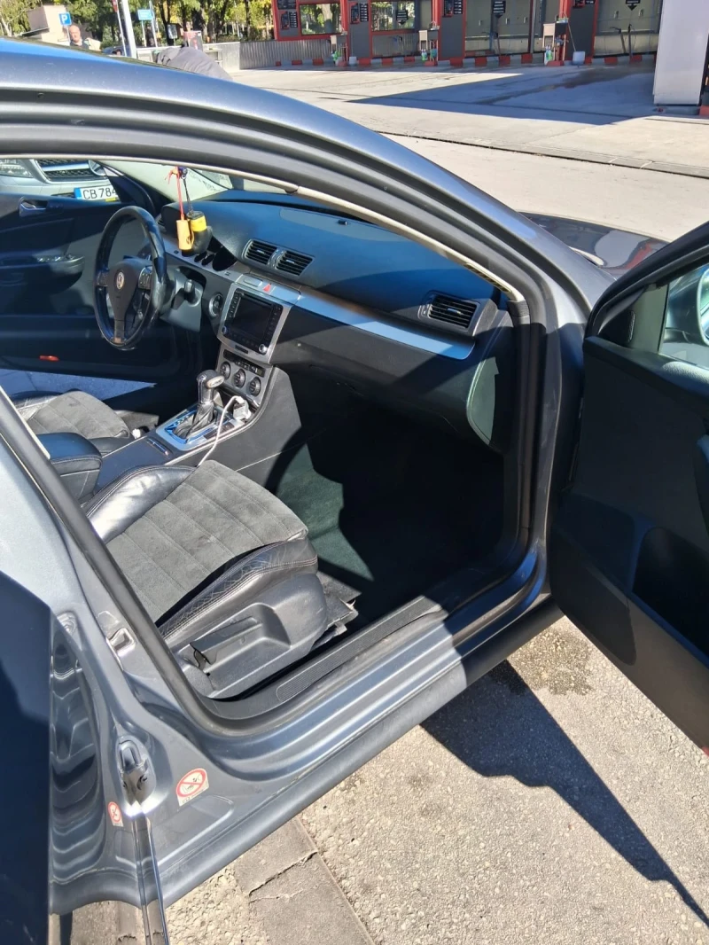 VW Passat 3.2 v6, снимка 5 - Автомобили и джипове - 52171985