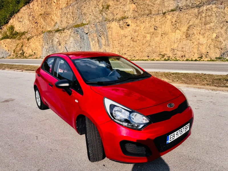 Kia Rio 1.1crdi* ТОП* Напълно обслужена* , снимка 3 - Автомобили и джипове - 52394594