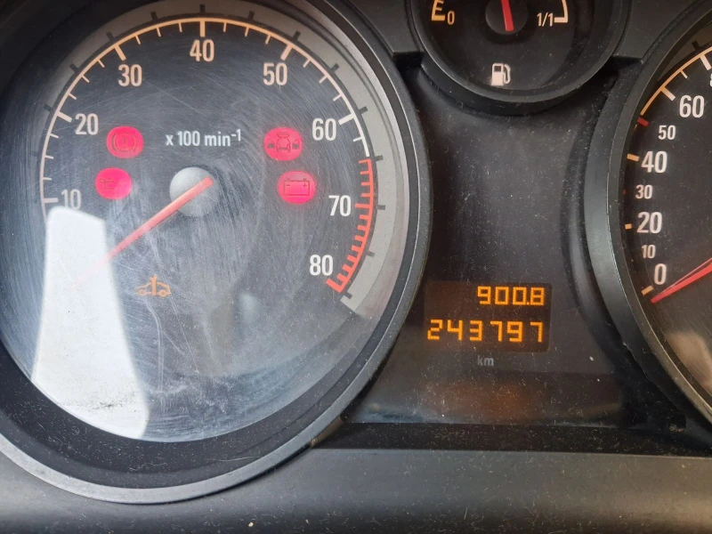 Opel Zafira, снимка 10 - Автомобили и джипове - 52737499