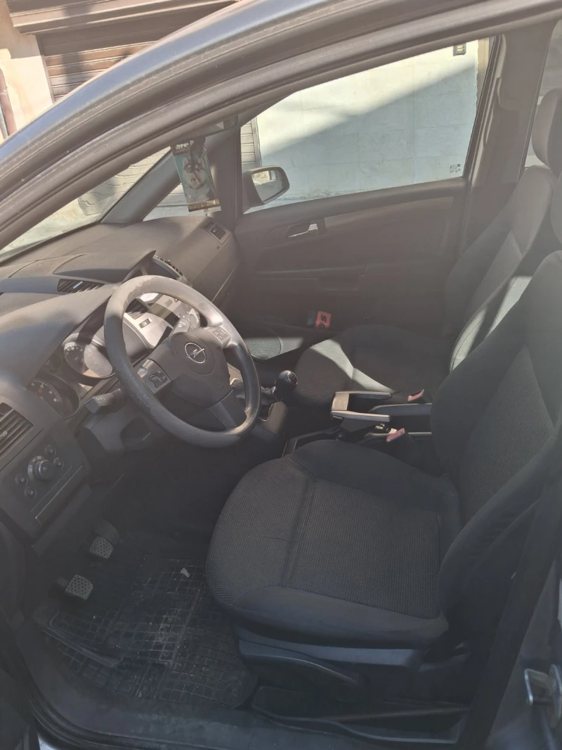 Opel Zafira, снимка 5 - Автомобили и джипове - 52737499