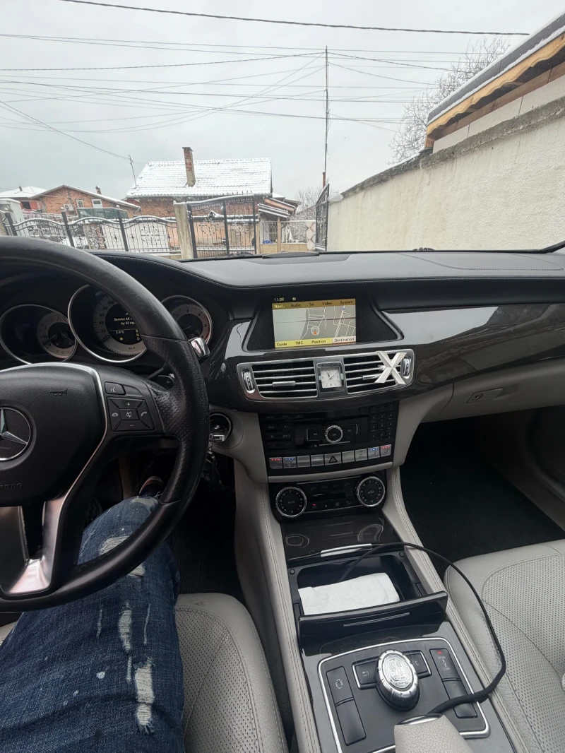 Mercedes-Benz CLS 350, снимка 10 - Автомобили и джипове - 52922535
