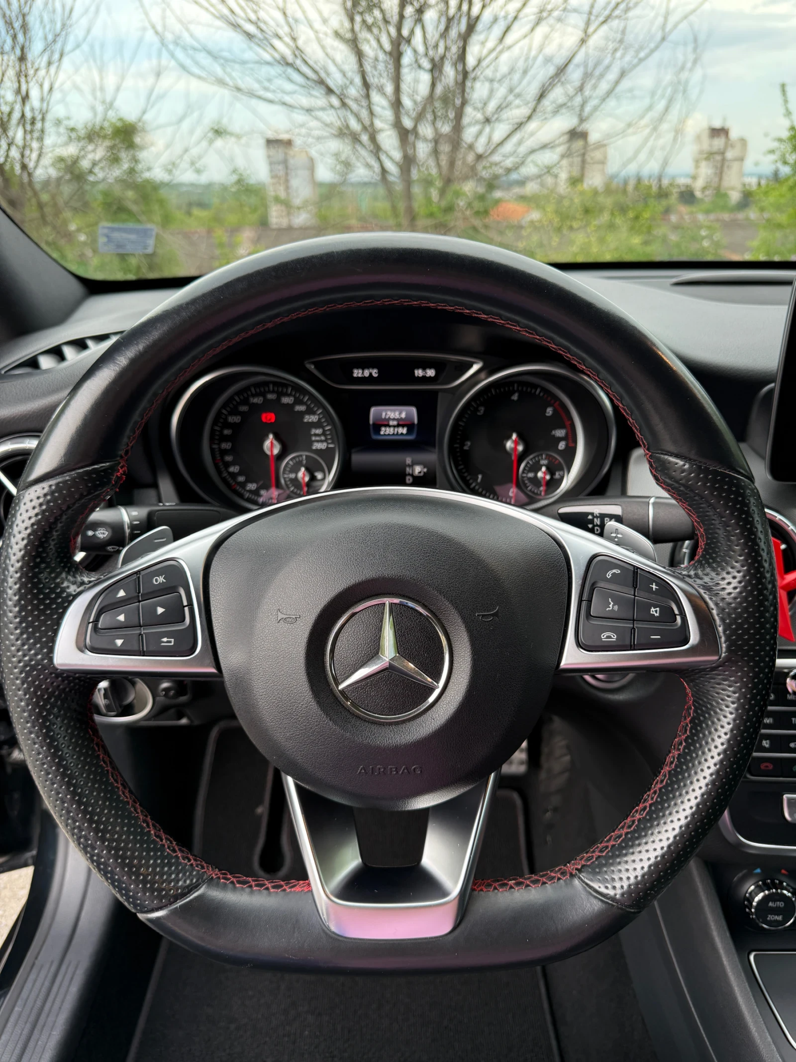 Mercedes-Benz CLA 200 * AMG Line - изображение 8